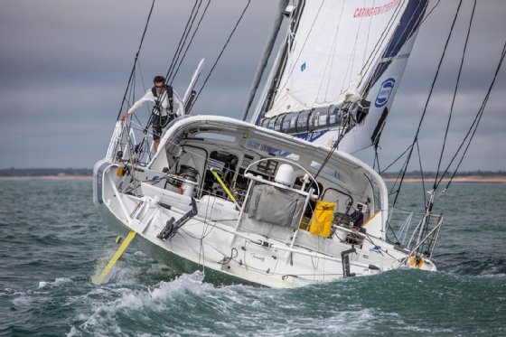 Le skipper Clément Giraud à bord de son IMOCA Compagnie du Lit / Jiliti, lors du Vendée Globe 2020.